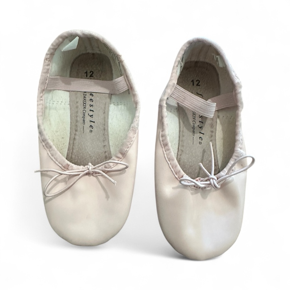Freestyle Ballet Shoes in light pink